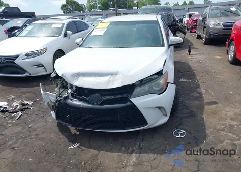2015 Toyota Camry Se z USA, uszkodzony, nr VIN 4T1BF1FK2FU976848